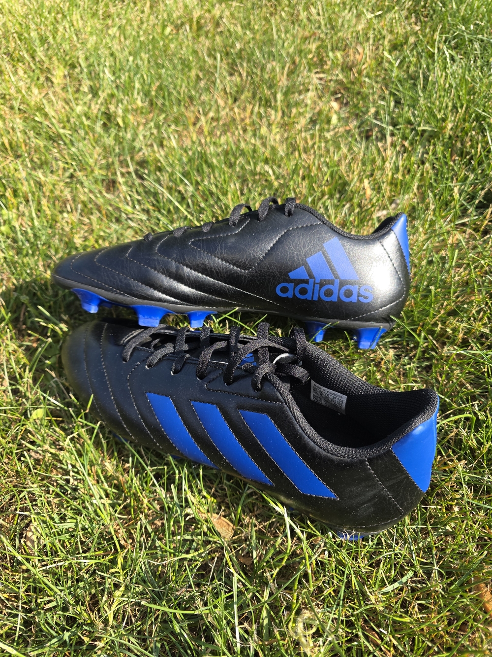US Sz 8.5 Men's adidas Goletto